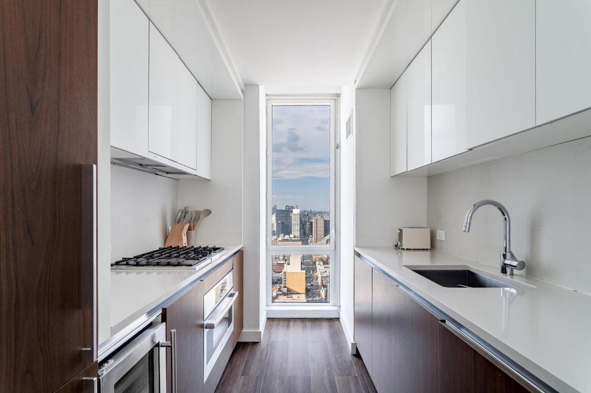 Luxx 2 Bed 1,5 Bath Apt Midtown Appartamento *